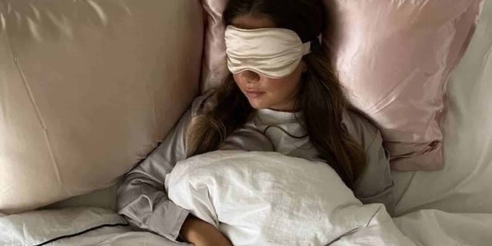 Morning Grogginess: Why You Wake Up Tired and How to Fix It Naturally